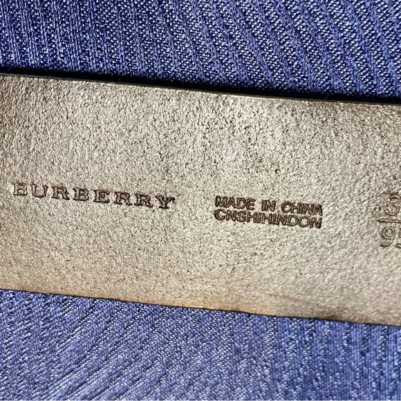 Vintage Burberry Unisex Leather Belt with Brass Sliding Buckle 100cm - Picture 11 of 11